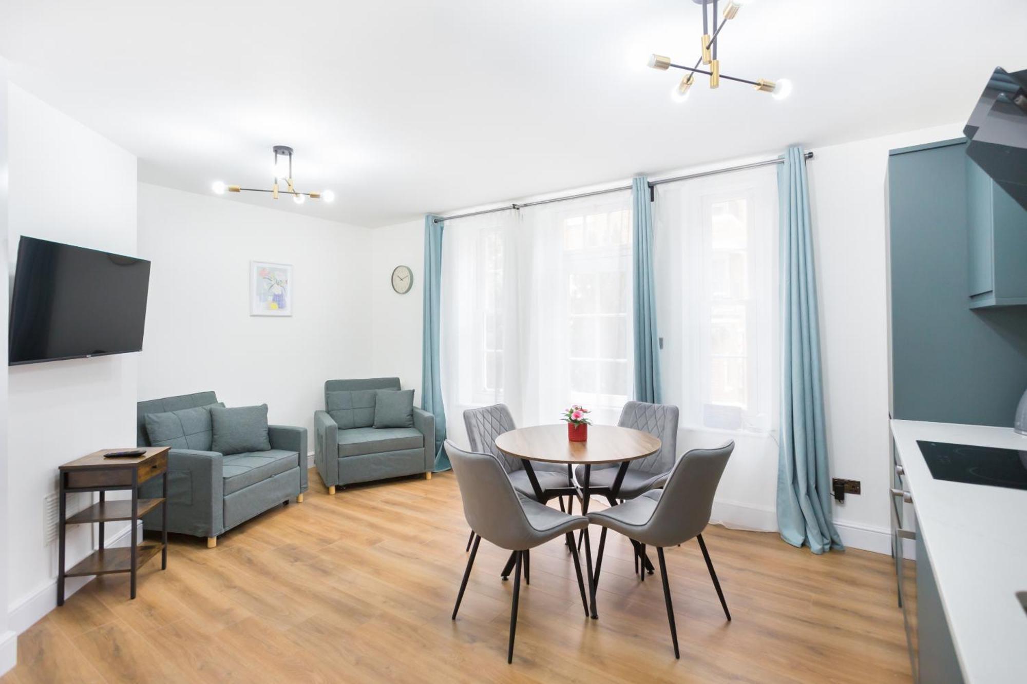 City Centre One Bedroom Apartment Next To Station, Newly Renovated Londýn Exteriér fotografie